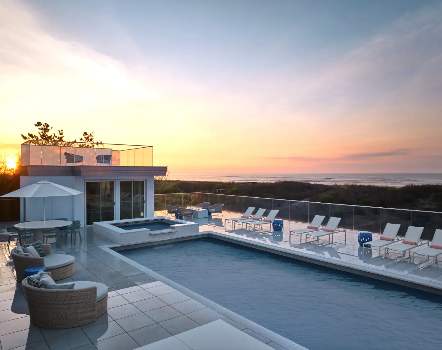 Southampton Beachfront Petrarch Panels Project