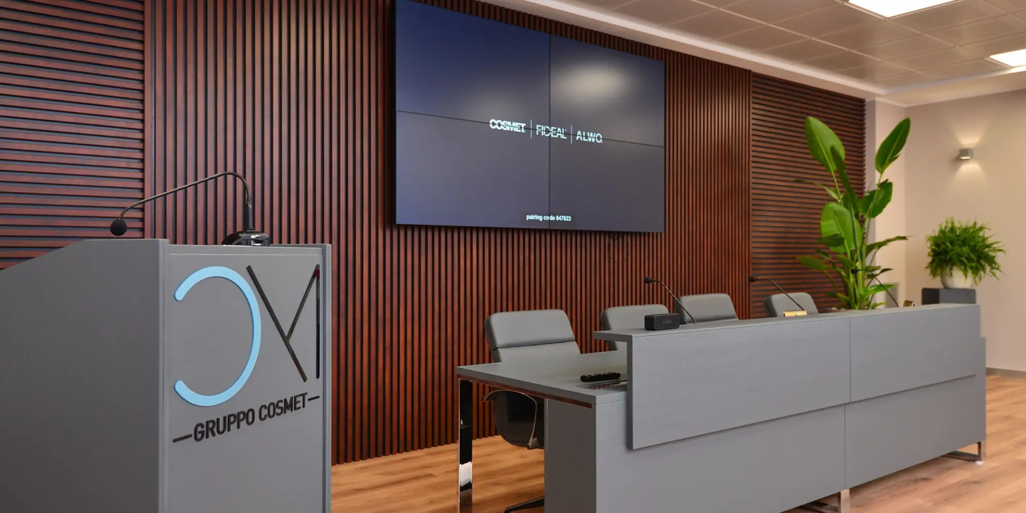 ForMe Design Aluminum Battens Light