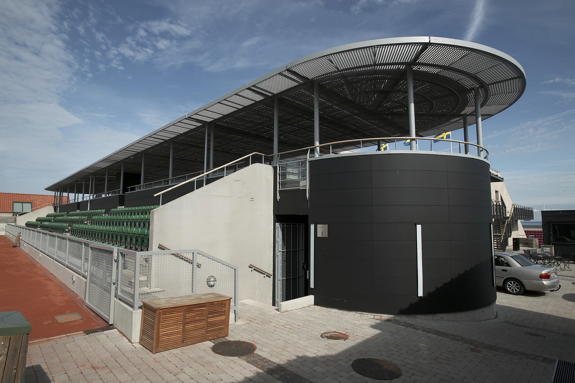 Steni-Color-Tennis-stadion-hotel-new