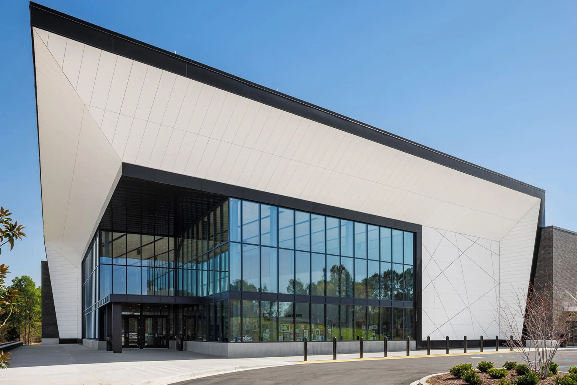 Steni_colour_civic_richland_performing_arts_center